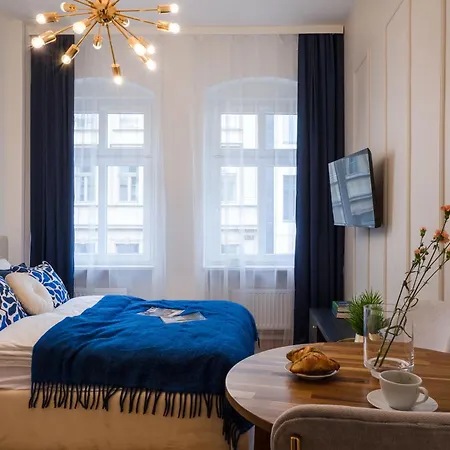 Apartment Neon 45 - Properunit
