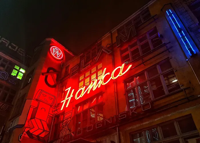 아파트 Neon 45 - Properunit