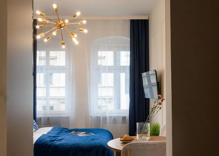 Neon 45 - Properunit 브로츠와프